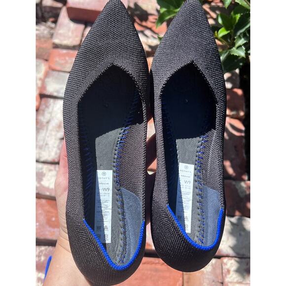 Rothy’s Women's The Point Flats Size 9
Black & Blue Knit Slip On Shoe Wa… - Picture 9 of 17